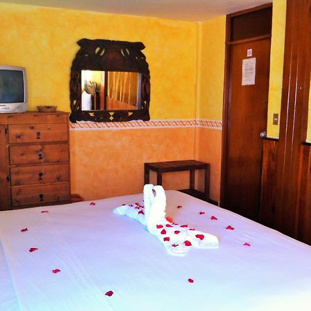 Hotel Casa De La Palma Bed & Breakfast Zihuatanejo Eksteriør billede